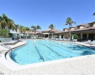7563 Moorgate Point Way - Photo Thumbnail 40