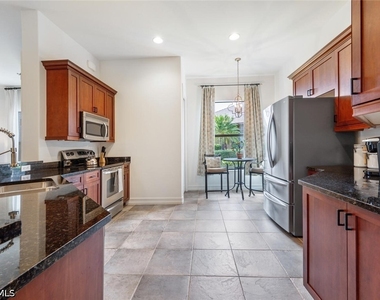 7563 Moorgate Point Way - Photo Thumbnail 11