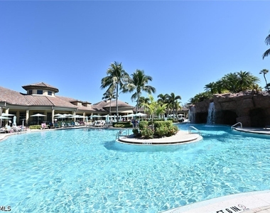 7563 Moorgate Point Way - Photo Thumbnail 38
