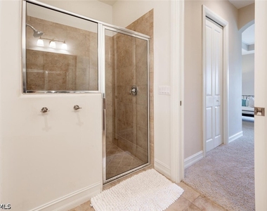 7563 Moorgate Point Way - Photo Thumbnail 16