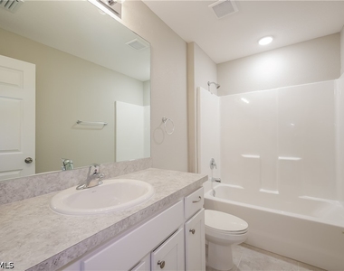 4211 21st Street Sw - Photo Thumbnail 12