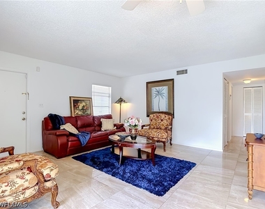 1400 Pompei Lane - Photo Thumbnail 2