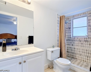 1400 Pompei Lane - Photo Thumbnail 16
