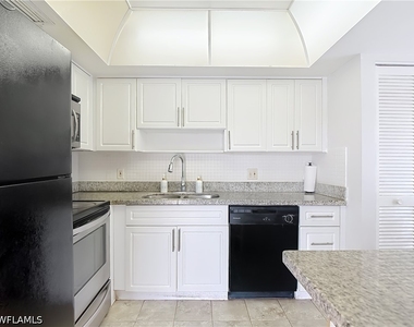 1400 Pompei Lane - Photo Thumbnail 8