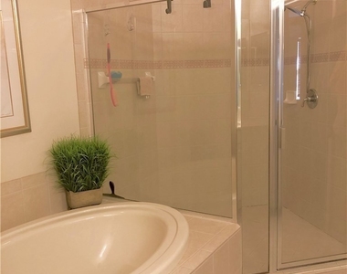 14100 Cambridge Drive - Photo Thumbnail 11