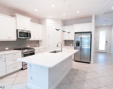 2309 Ariane Drive - Photo Thumbnail 8