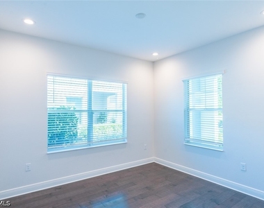 2309 Ariane Drive - Photo Thumbnail 15