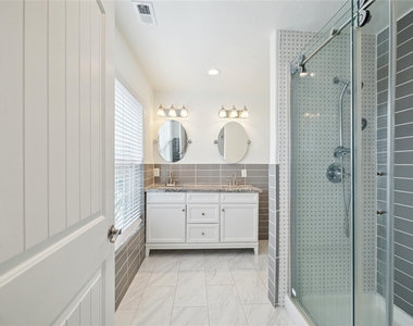 1301 Pearson Street - Photo Thumbnail 8