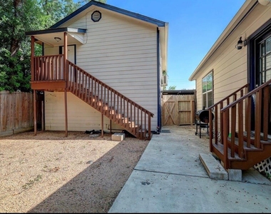 1301 Pearson Street - Photo Thumbnail 14