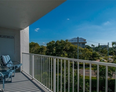 1300 Gulf Shore Boulevard N - Photo Thumbnail 3
