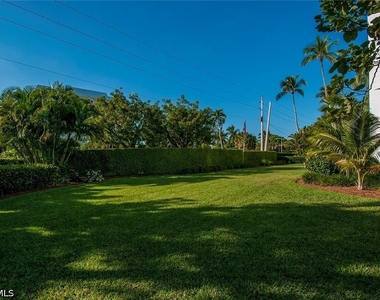 1300 Gulf Shore Boulevard N - Photo Thumbnail 24