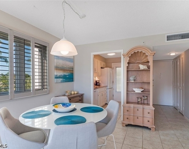 1300 Gulf Shore Boulevard N - Photo Thumbnail 4