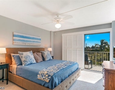 1300 Gulf Shore Boulevard N - Photo Thumbnail 19