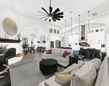 30707 Bent Tree Court - Photo Thumbnail 13