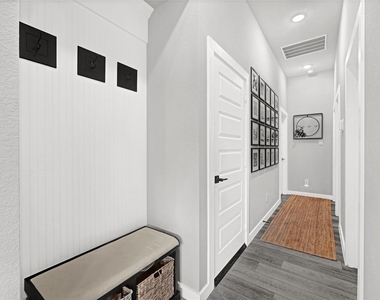30707 Bent Tree Court - Photo Thumbnail 16