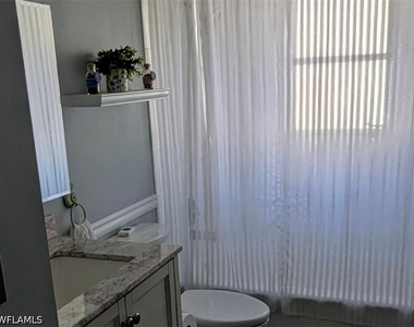 715 Se 47th Street - Photo Thumbnail 10