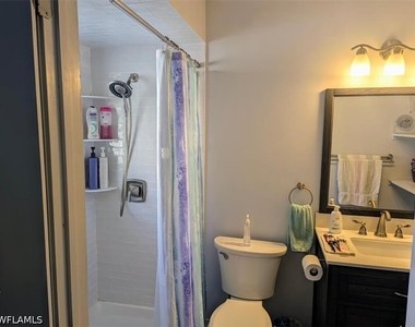715 Se 47th Street - Photo Thumbnail 7