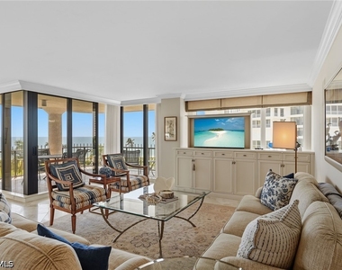 4251 Gulf Shore Boulevard N - Photo Thumbnail 8