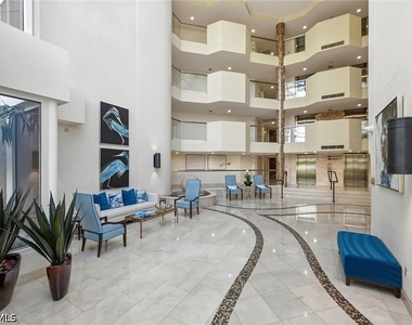 4251 Gulf Shore Boulevard N - Photo Thumbnail 2