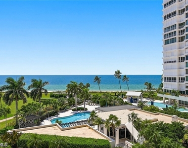 4251 Gulf Shore Boulevard N - Photo Thumbnail 11