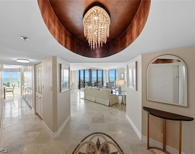 4251 Gulf Shore Boulevard N - Photo Thumbnail 4