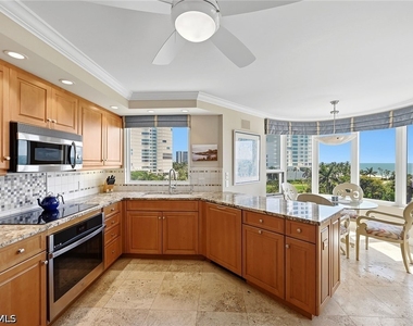4251 Gulf Shore Boulevard N - Photo Thumbnail 16