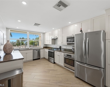 4251 Gulf Shore Boulevard N - Photo Thumbnail 39