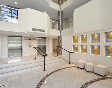 4251 Gulf Shore Boulevard N - Photo Thumbnail 1