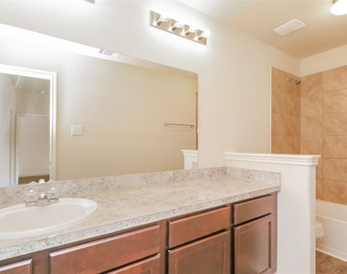 13911 Westfield - Photo Thumbnail 7