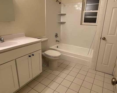 636 Godwin - Photo Thumbnail 4
