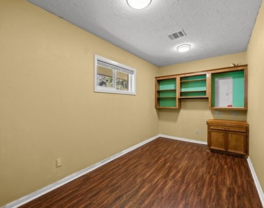 616 Cannan Drive - Photo Thumbnail 21