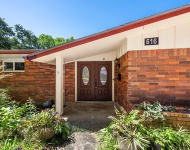 616 Cannan Drive - Photo Thumbnail 1