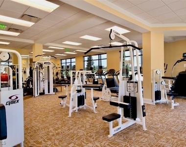4884 Hampshire Court - Photo Thumbnail 19