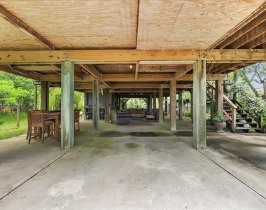 939 17th Street Street - Photo Thumbnail 16