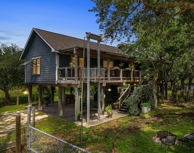 939 17th Street Street - Photo Thumbnail 17