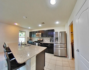 14311 Hickory Stream Court - Photo Thumbnail 5