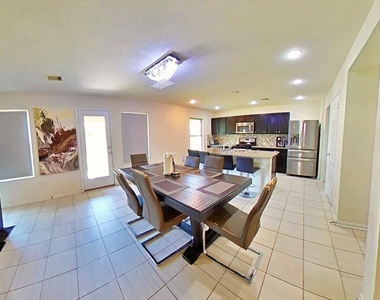 14311 Hickory Stream Court - Photo Thumbnail 4