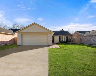 3932 Frontier Dr Drive - Photo Thumbnail 1