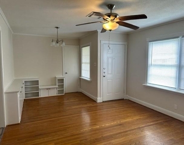 230 Laurel Street - Photo Thumbnail 1