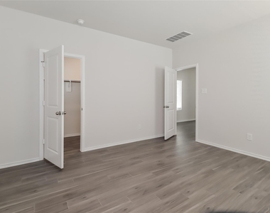15300 Estrella East - Photo Thumbnail 7