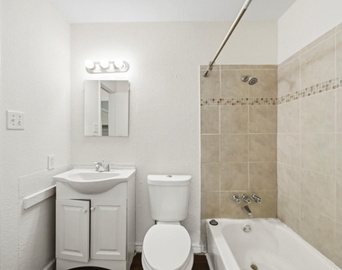 7303 Housman - Photo Thumbnail 16