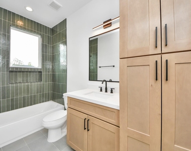 505 Middle Street - Photo Thumbnail 32