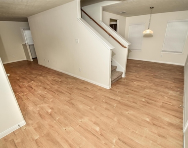 2610 Needles Throw Lane - Photo Thumbnail 4