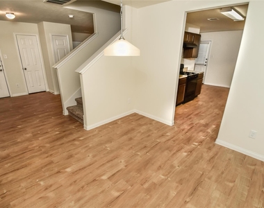 2610 Needles Throw Lane - Photo Thumbnail 5