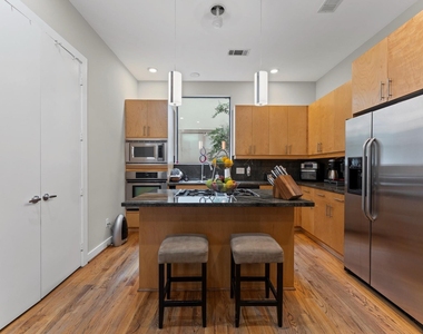 730 Ruthven - Photo Thumbnail 6