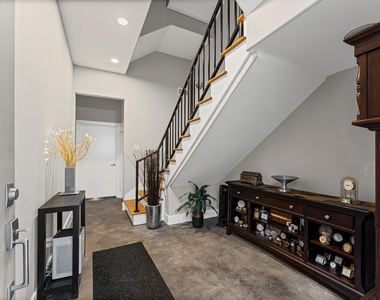730 Ruthven - Photo Thumbnail 1