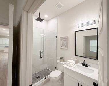 326 Clearwater C-d Street - Photo Thumbnail 9