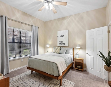 6607 Brodie Lane - Photo Thumbnail 4