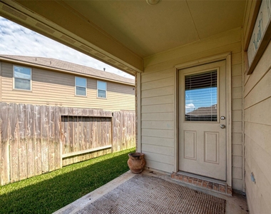 14004 Lake Crescent Drive - Photo Thumbnail 34