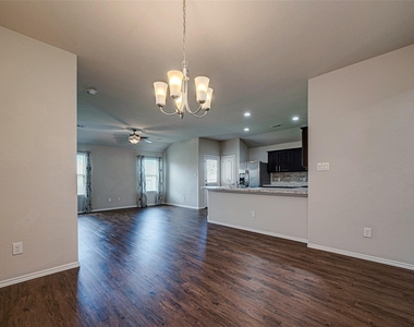 14004 Lake Crescent Drive - Photo Thumbnail 11